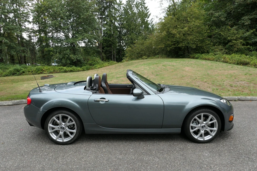 2013 Mazda NC MX-5 Miata - Image 9 of 31