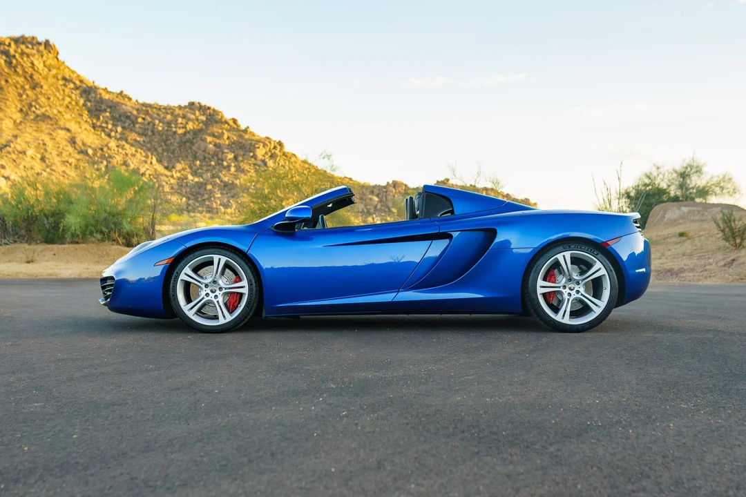 2013 McLaren MP4-12C Spider - Image 25 of 31