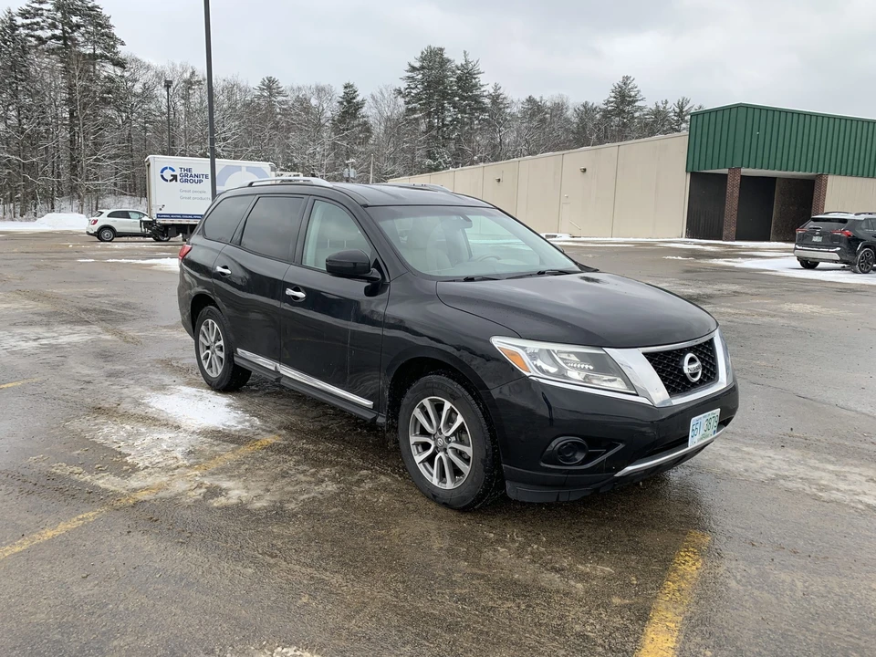2013 Nissan Pathfinder 4th Gen - Image 12 of 31