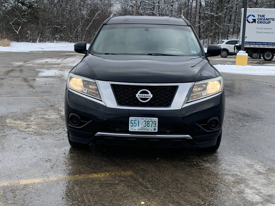 2013 Nissan Pathfinder 4th Gen - Image 14 of 31