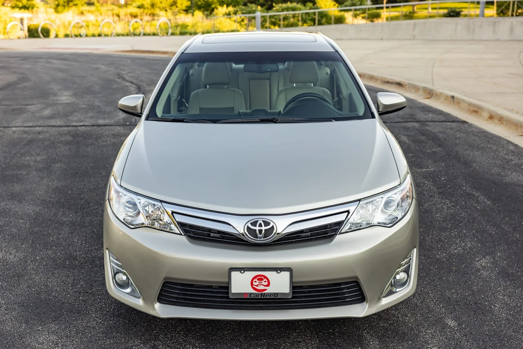 2013 Toyota Camry 7th Gen - Image 8 of 31