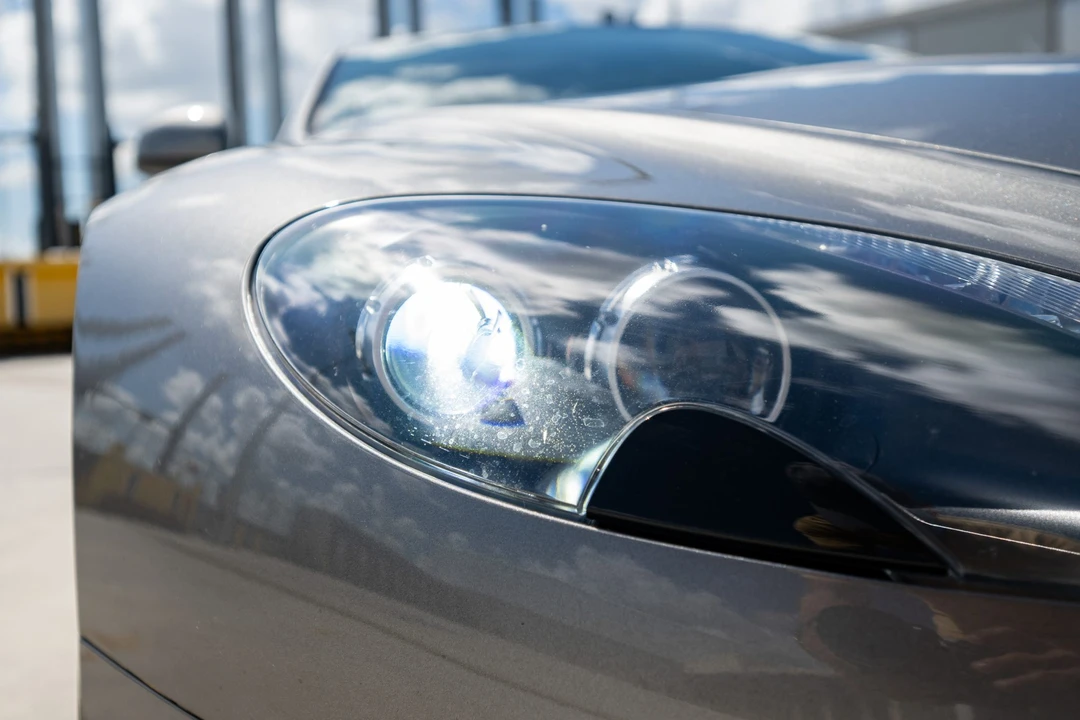 2014 Aston Martin V8 Vantage (2006-2017) - Image 17 of 31