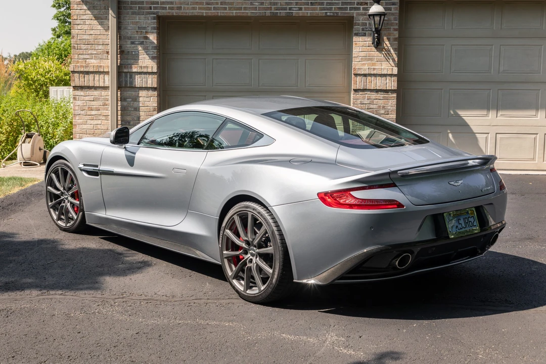 2014 Aston Martin Vanquish 2nd Gen - Image 8 of 31
