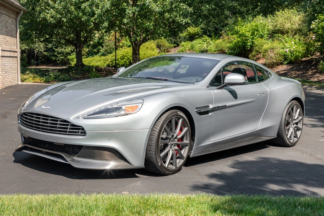 2014 Aston Martin Vanquish 2nd Gen - Image 2 of 31