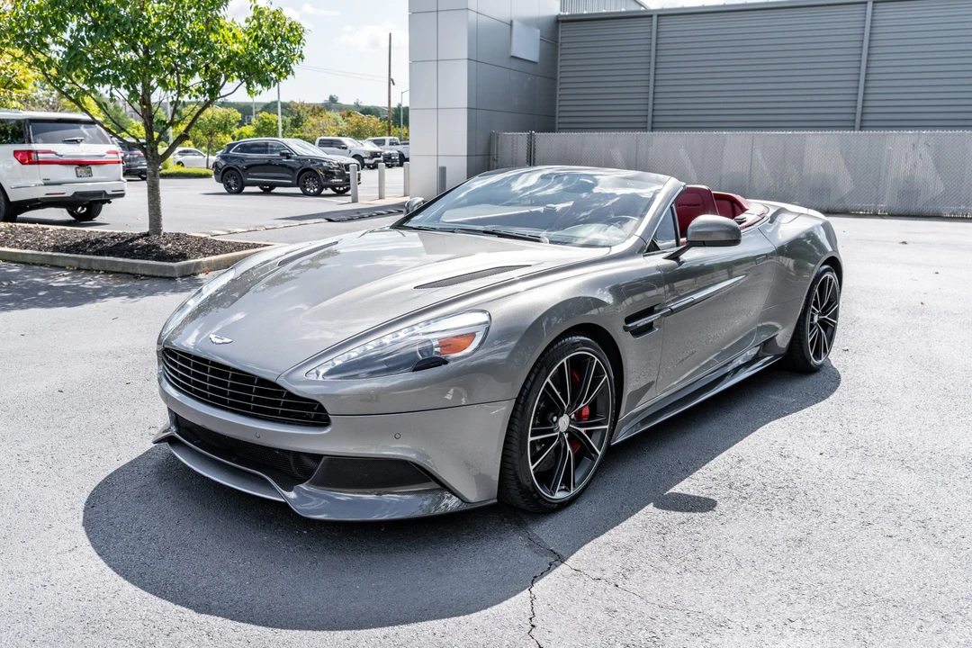 2014 Aston Martin Vanquish 2nd Gen - Image 2 of 31