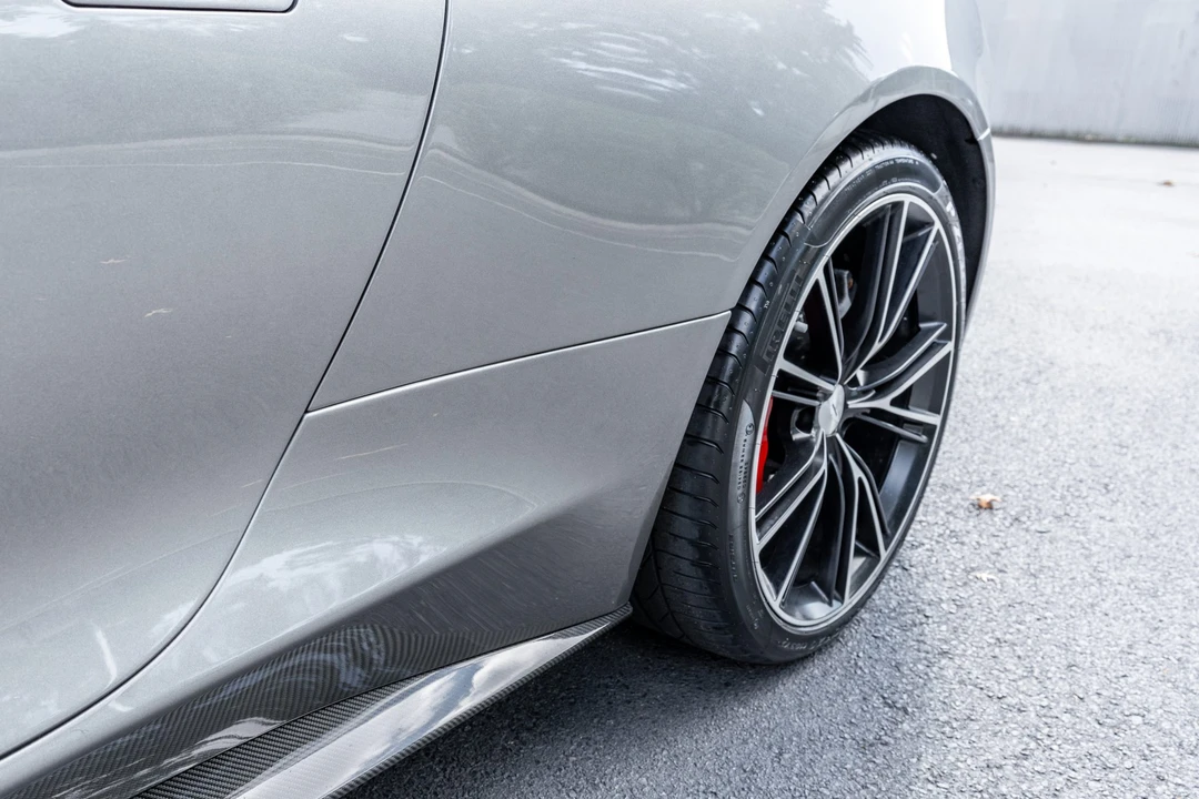 2014 Aston Martin Vanquish 2nd Gen - Image 27 of 31