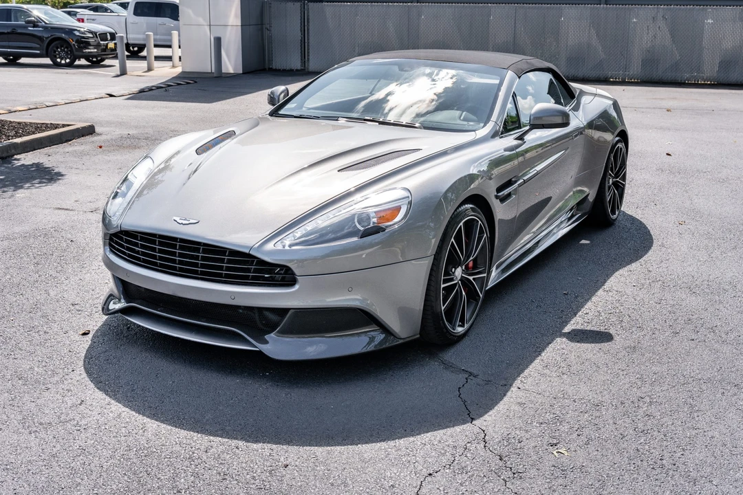 2014 Aston Martin Vanquish 2nd Gen - Image 10 of 31