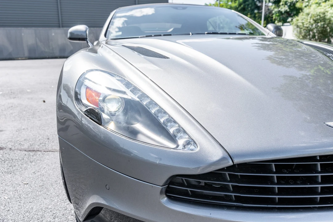 2014 Aston Martin Vanquish 2nd Gen - Image 29 of 31