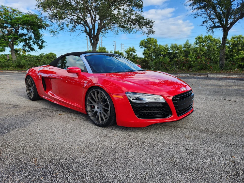 2014 Audi 42 R8 - Image 15 of 31