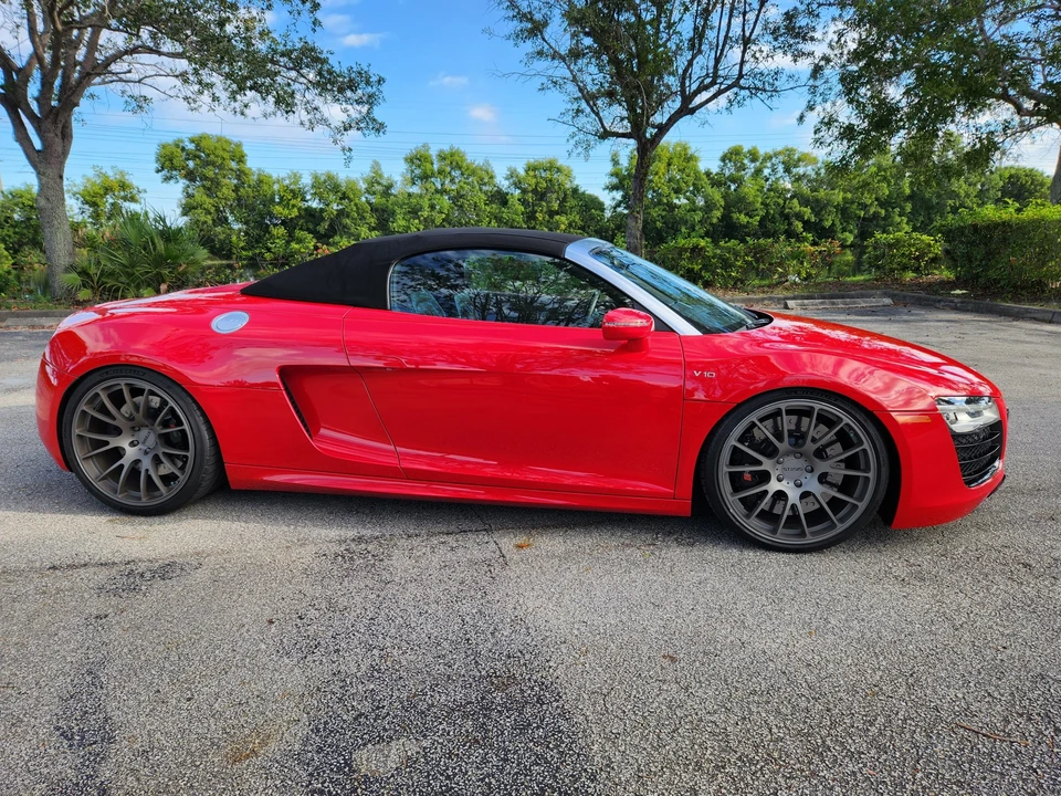 2014 Audi 42 R8 - Image 13 of 31