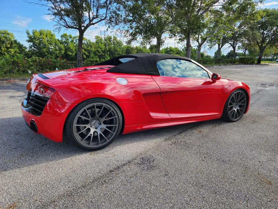 2014 Audi 42 R8 - Image 11 of 31