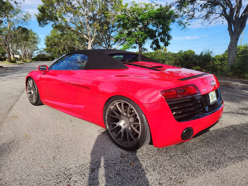 2014 Audi 42 R8 - Image 6 of 31