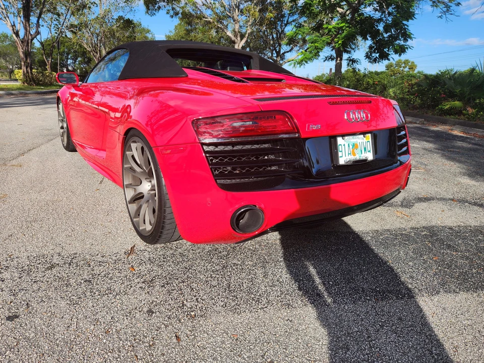 2014 Audi 42 R8 - Image 7 of 31