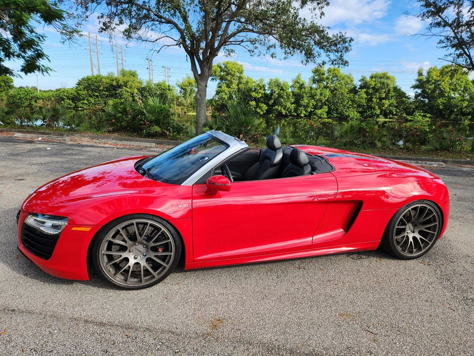 2014 Audi 42 R8 - Image 19 of 31