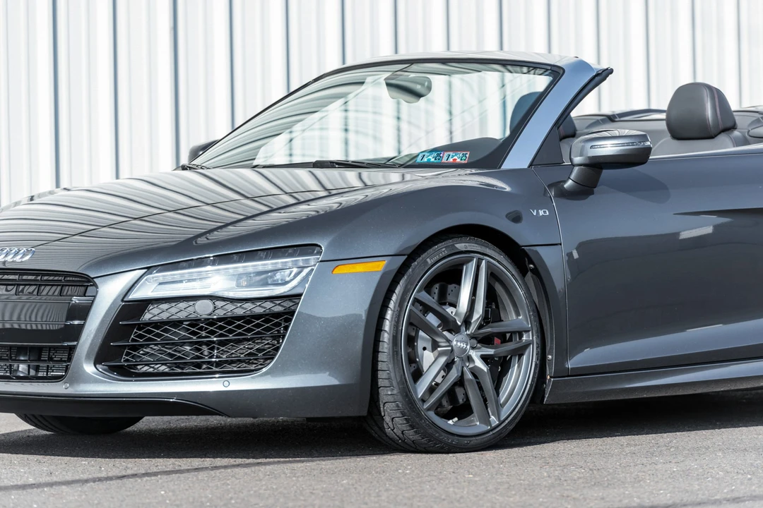 2014 Audi 42 R8 - Image 22 of 31
