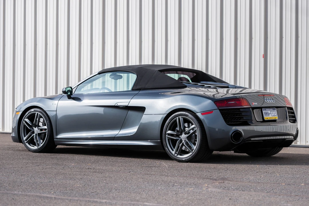 2014 Audi 42 R8 - Image 16 of 31