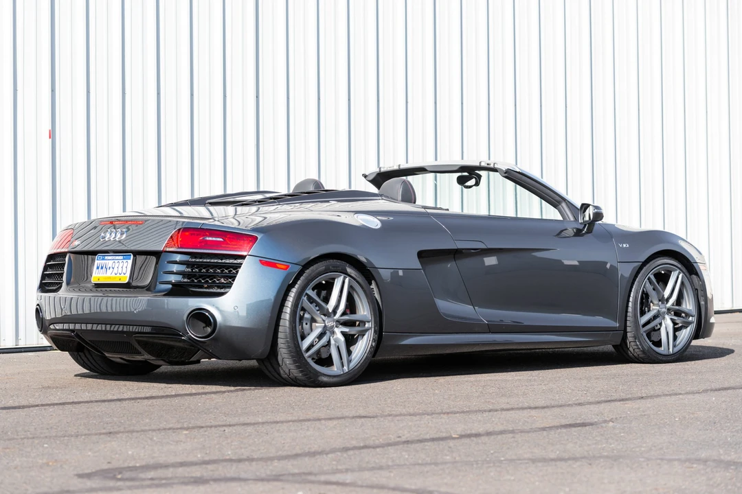 2014 Audi 42 R8 - Image 6 of 31