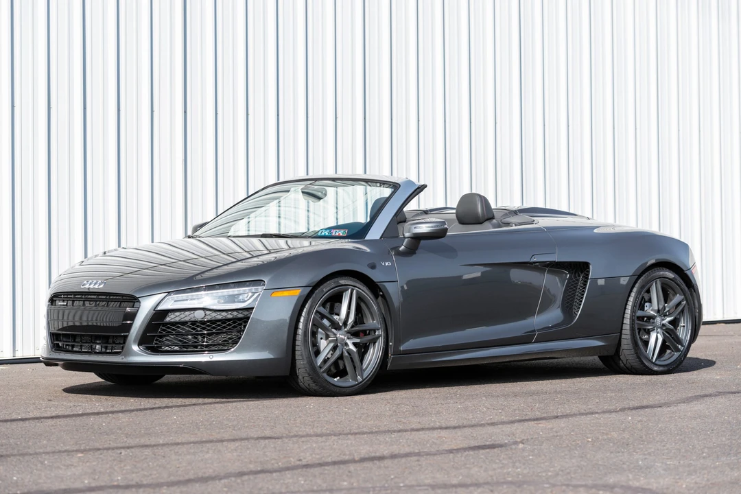 2014 Audi 42 R8 - Image 2 of 31