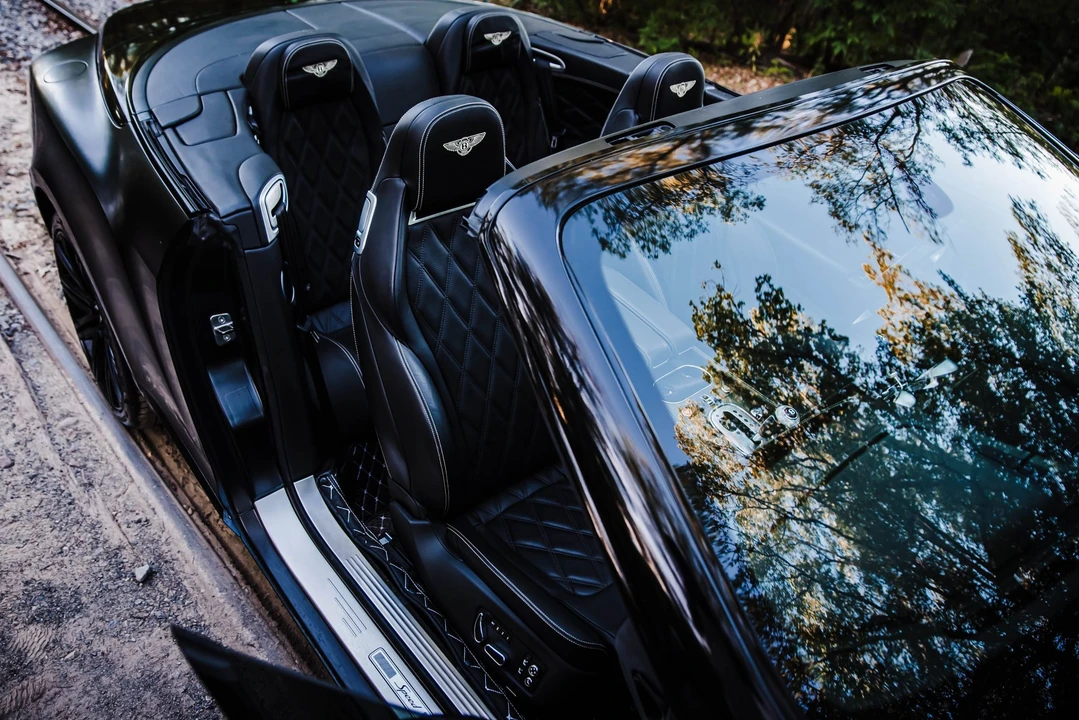2014 Bentley Continental GTC - Image 29 of 31