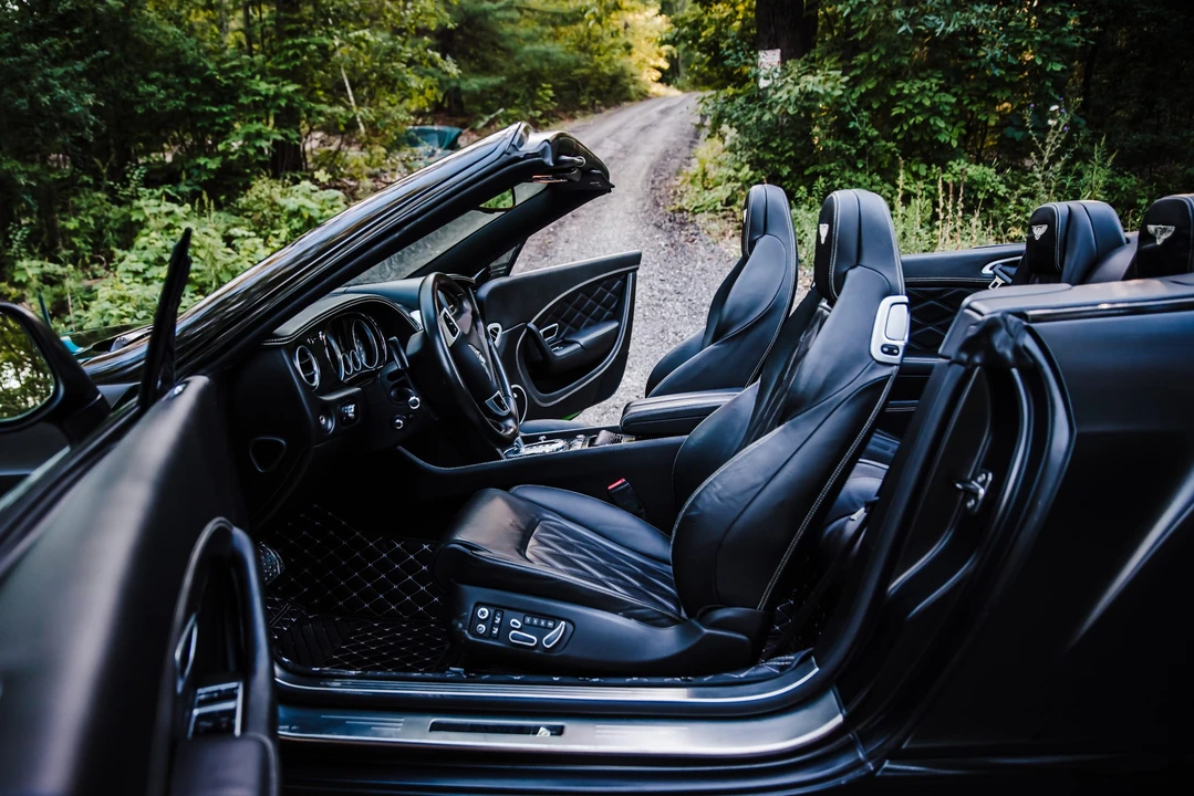 2014 Bentley Continental GTC - Image 23 of 31