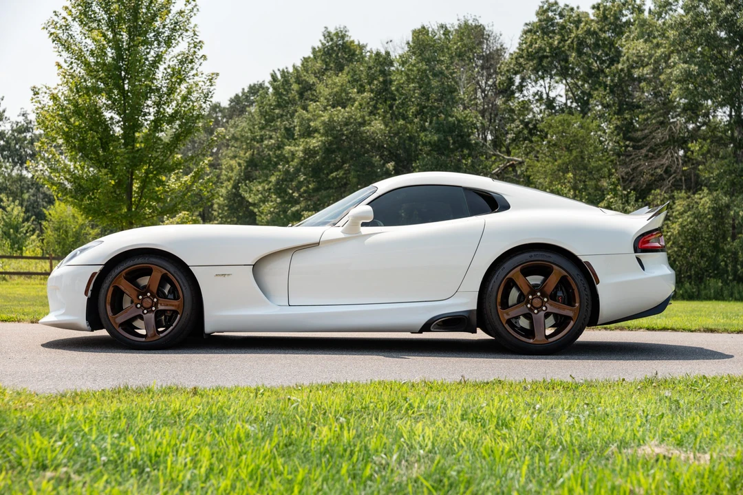 2014 Dodge Viper 5th Gen - Image 9 of 31
