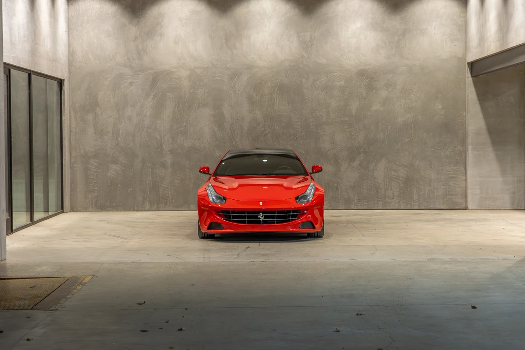 2014 Ferrari FF - Image 10 of 31