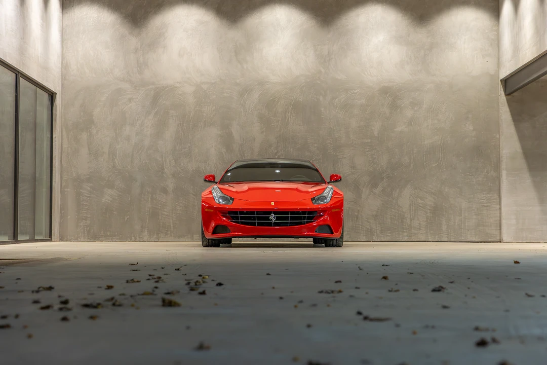 2014 Ferrari FF - Image 11 of 31