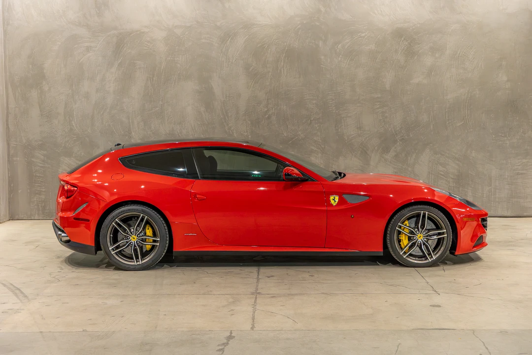 2014 Ferrari FF - Image 30 of 31