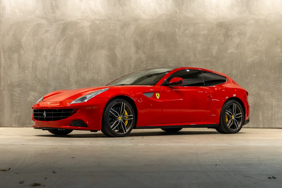 2014 Ferrari FF - Image 2 of 31