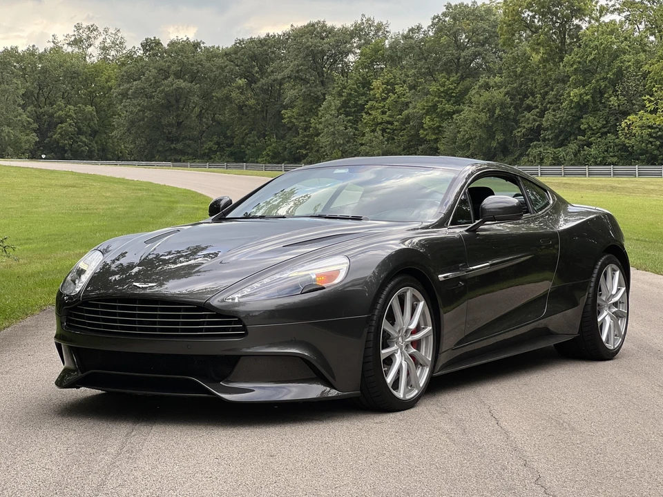 2015 Aston Martin Vanquish 2nd Gen - Image 7 of 31