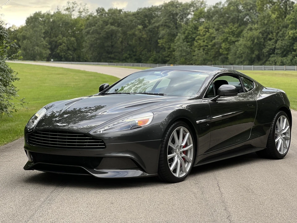 2015 Aston Martin Vanquish 2nd Gen - Image 6 of 31