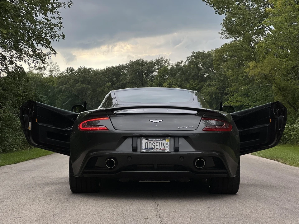 2015 Aston Martin Vanquish 2nd Gen - Image 31 of 31