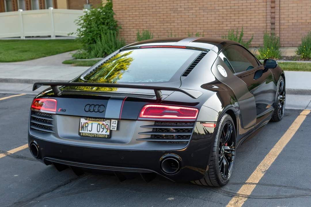 2015 Audi 42 R8 - Image 10 of 31