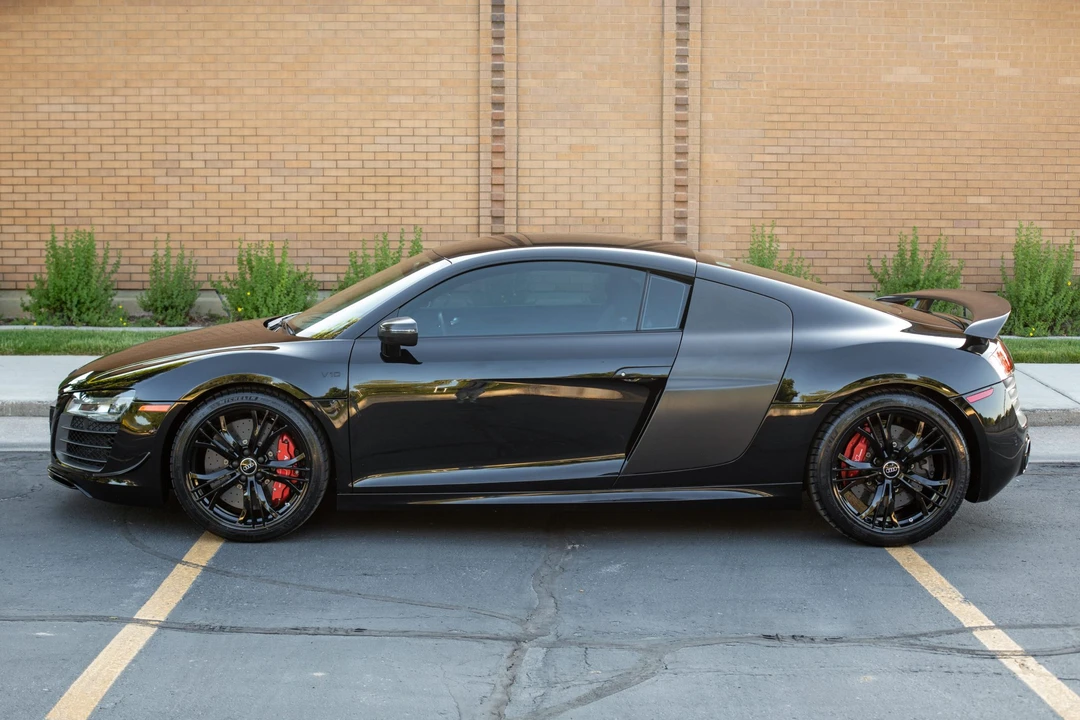 2015 Audi 42 R8 - Image 5 of 31