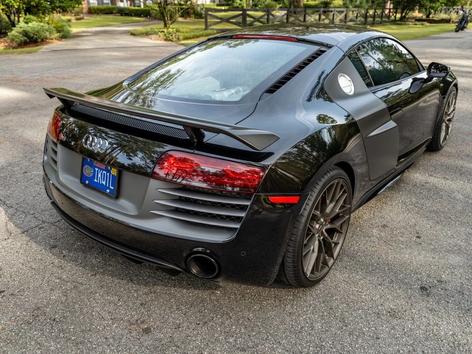 2015 Audi 42 R8 - Image 10 of 31