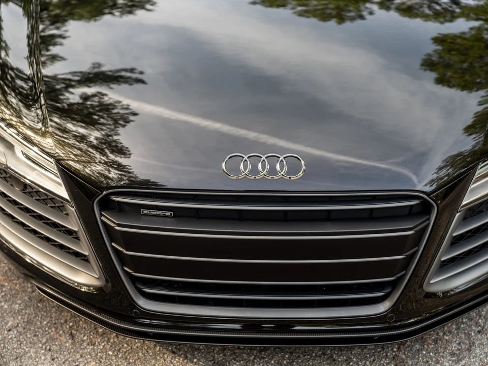 2015 Audi 42 R8 - Image 21 of 31