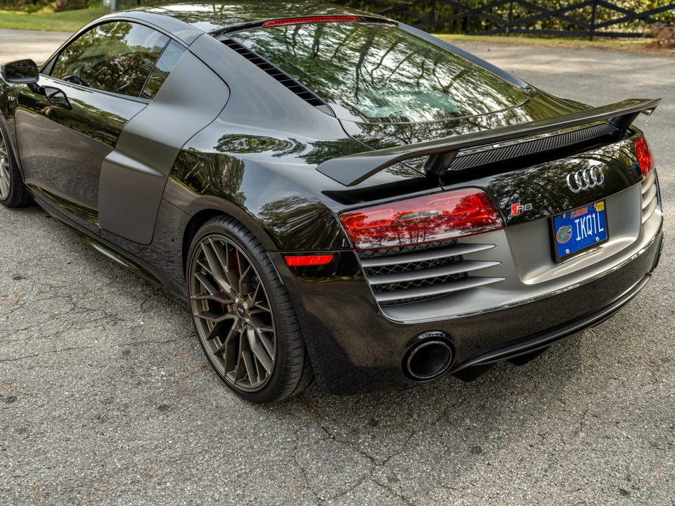 2015 Audi 42 R8 - Image 6 of 31