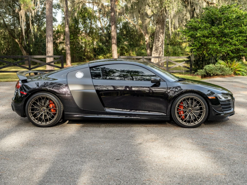 2015 Audi 42 R8 - Image 12 of 31