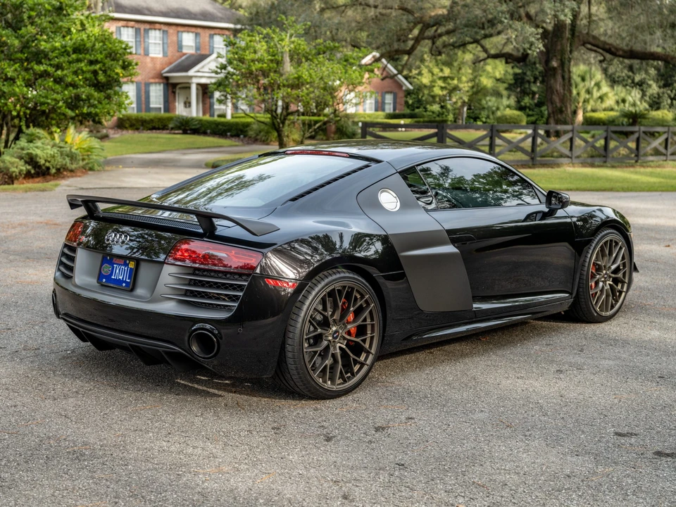 2015 Audi 42 R8 - Image 11 of 31