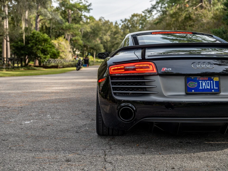 2015 Audi 42 R8 - Image 29 of 31