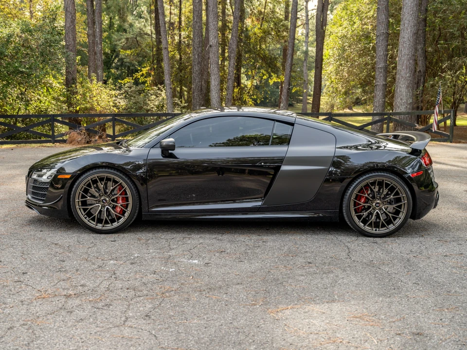 2015 Audi 42 R8 - Image 4 of 31