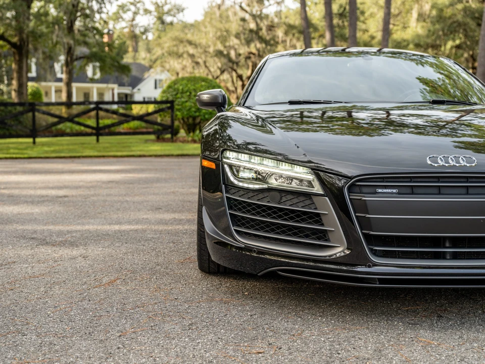 2015 Audi 42 R8 - Image 19 of 31