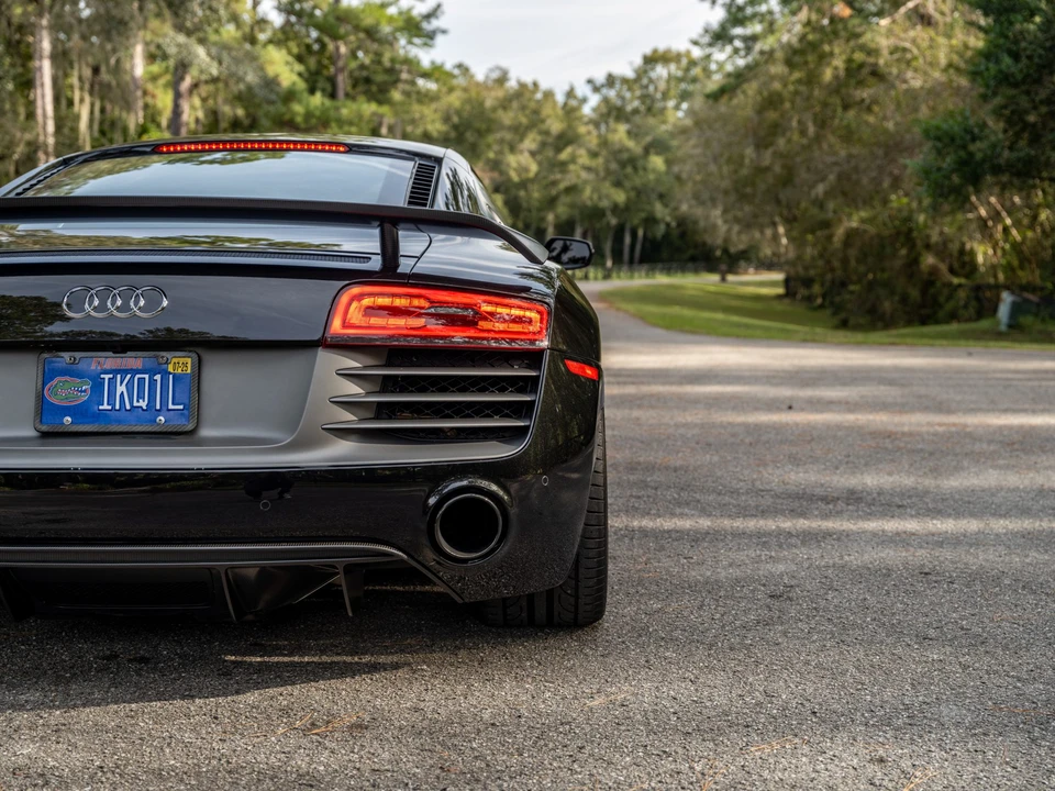 2015 Audi 42 R8 - Image 30 of 31