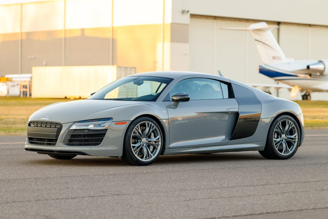 2015 Audi 42 R8 - Image 4 of 31