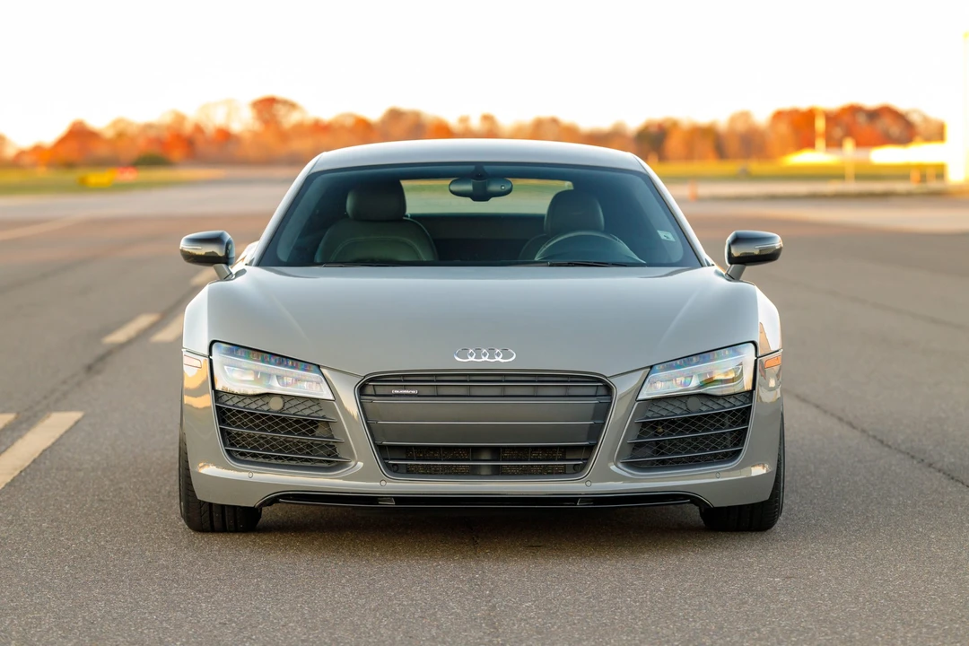 2015 Audi 42 R8 - Image 16 of 31