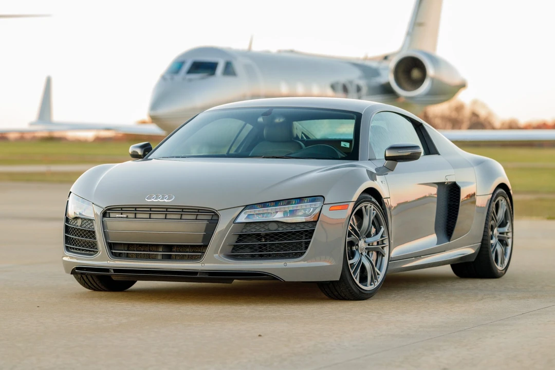 2015 Audi 42 R8 - Image 12 of 31