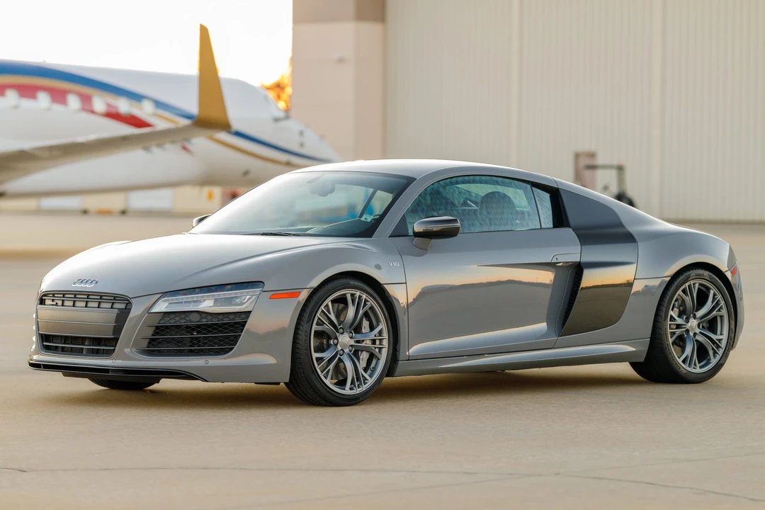 2015 Audi 42 R8 - Image 3 of 31