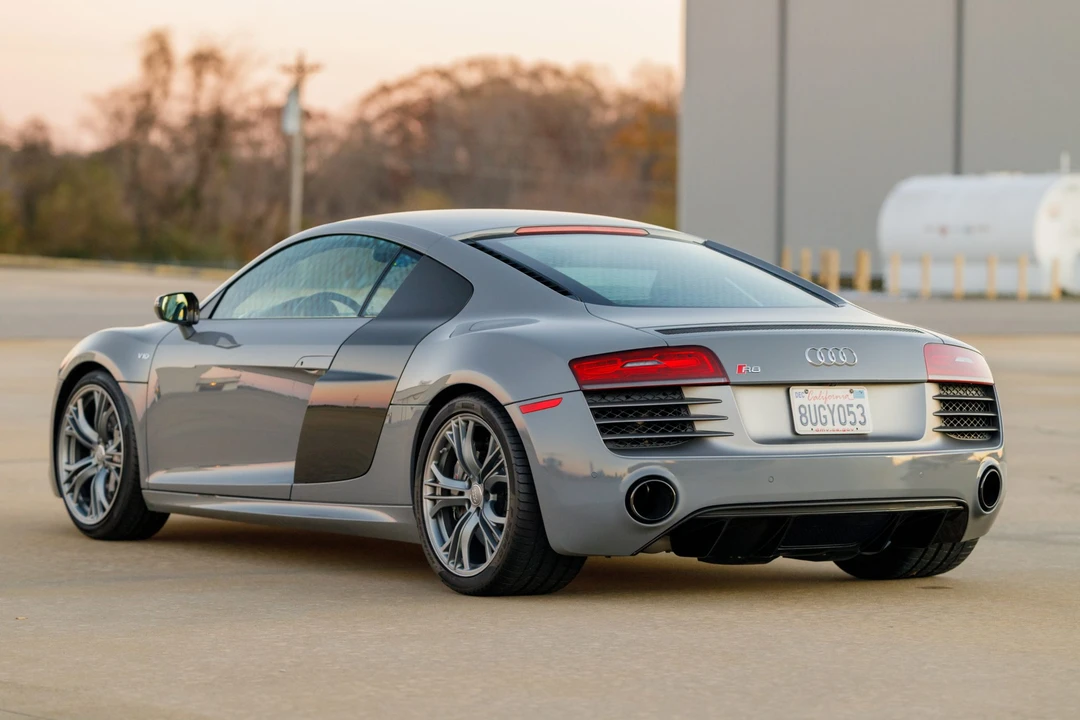 2015 Audi 42 R8 - Image 31 of 31