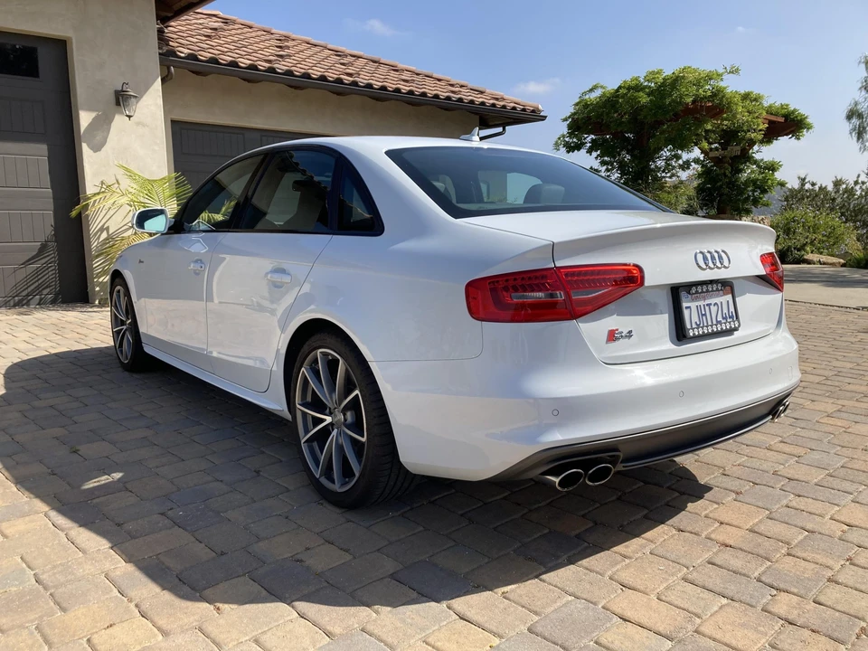 2015 Audi B8 S4 - Image 6 of 31