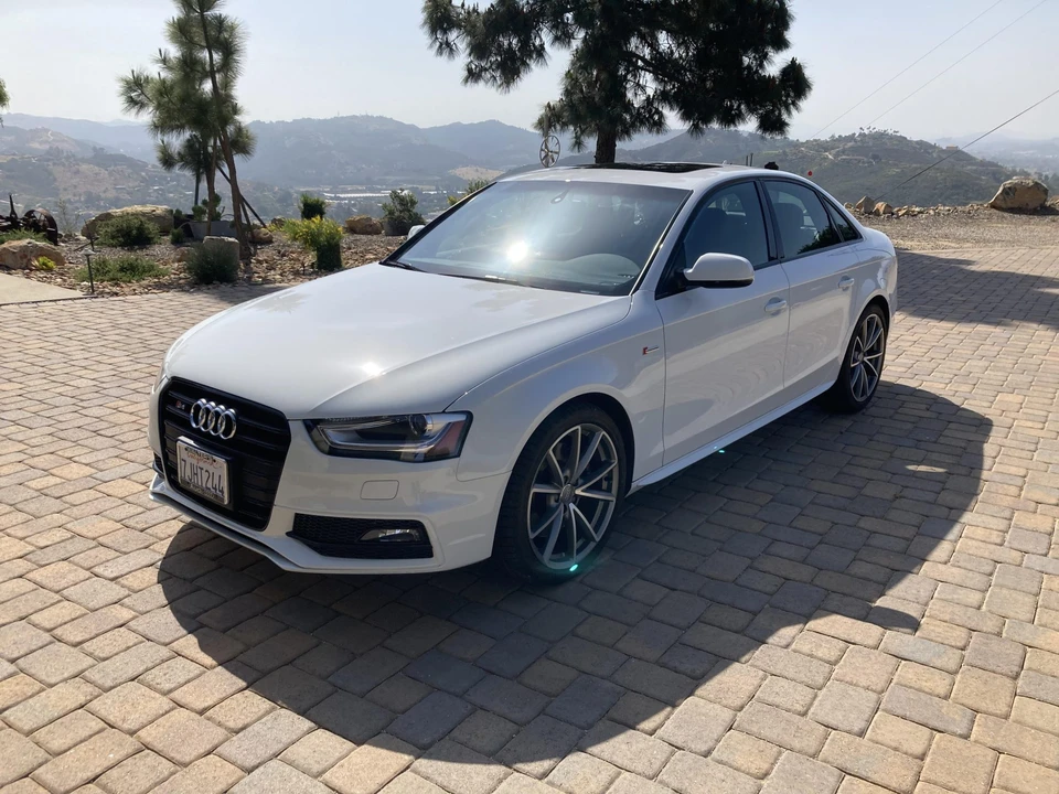 2015 Audi B8 S4 - Image 2 of 31